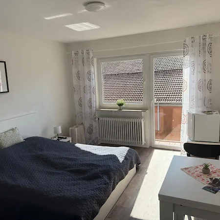 Tanja Daire Oberzent